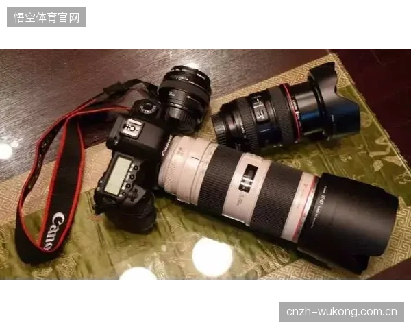 从内置芯片的足球到高速摄像机，昂贵的技术装备是否正在让体育竞技偏离其本质，成为富裕国家俱乐部之间的游戏？